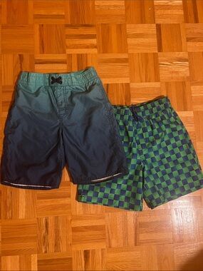 Green & Blue Boys (10/12)  Swim Shorts - Quick-Dry Comfort
